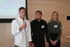 Sjöbefälsstudenterna Fredrik Olin, Kalle Holmberg och Emma Lehnberg, Dickson IF.